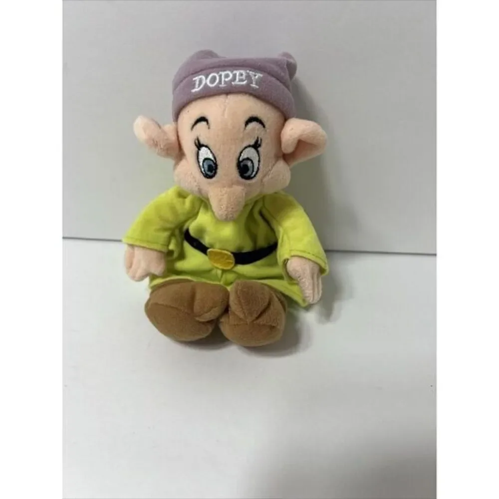 Disney Store 8